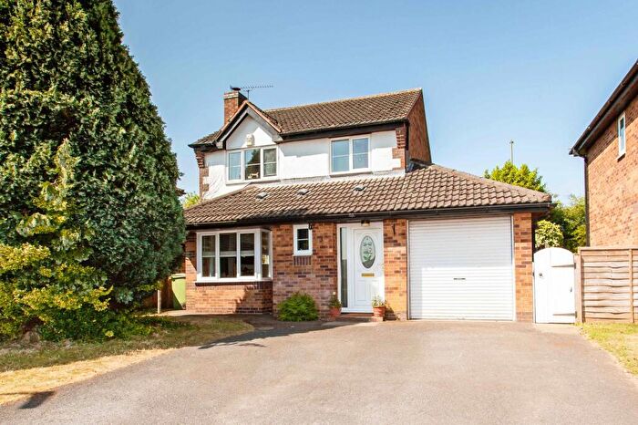 3 Bedroom Detached House For Sale In Cricket View, Clowne, S43