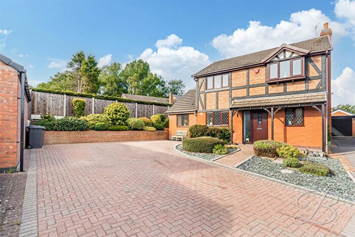 4 Bedroom Detached House For Sale In Chestnut Grove, Tibshelf, Alfreton, DE55