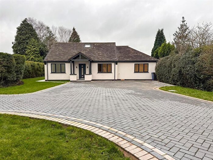 Detached Bungalow For Sale In Northwood Lane, Newcastle-Under-Lyme, ST5