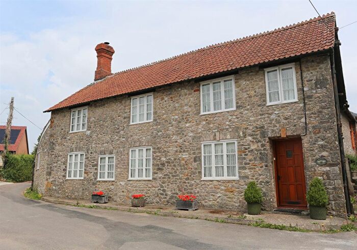4 Bedroom Property For Sale In High Street, Winsham, Chard, TA20
