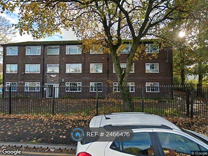 2 Bedroom Flat To Rent In Chestnut Court, Widnes, WA8