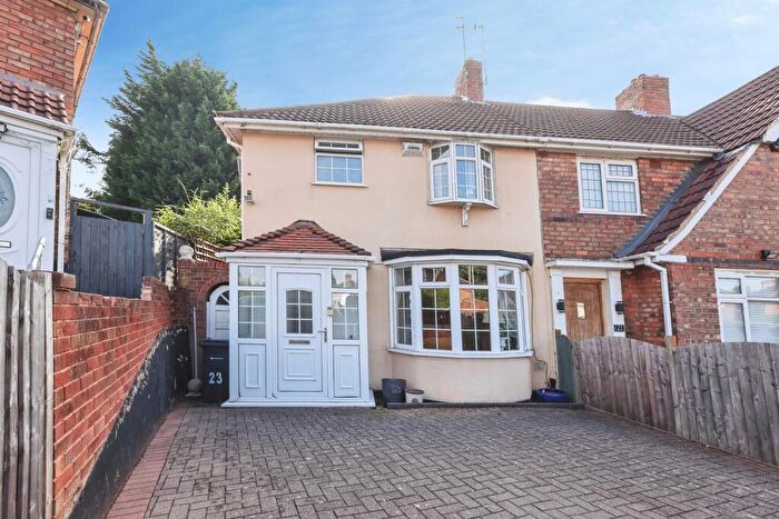 4 Bedroom End Of Terrace House For Sale In Newstead Road, Birmingham, West Midlands, B44