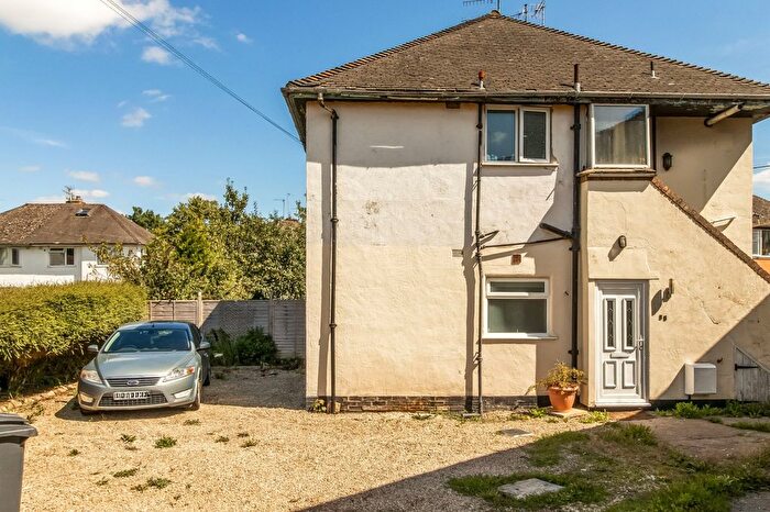 2 Bedroom Maisonette To Rent In Melmore Gardens, Cirencester, Gloucestershire, GL7