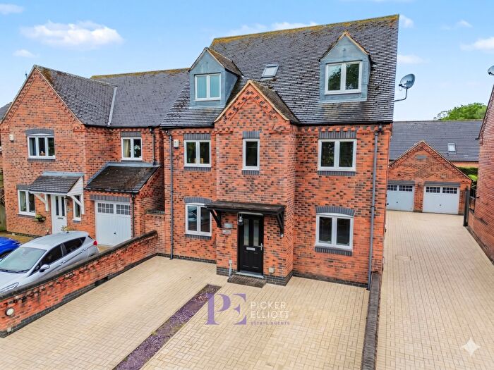 5 Bedroom Detached House For Sale In Nursery Gardens, Dunton Bassett, LE17