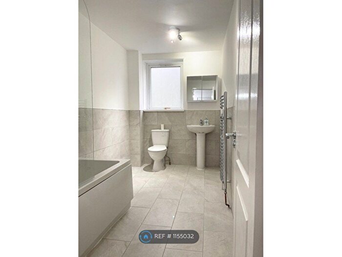 4 Bedroom Terraced House To Rent In Brunswick Road, London, N15