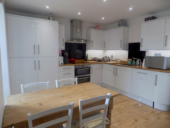 3 Bedroom Terraced House To Rent In Garth Road, Bangor, Gwynedd, LL57