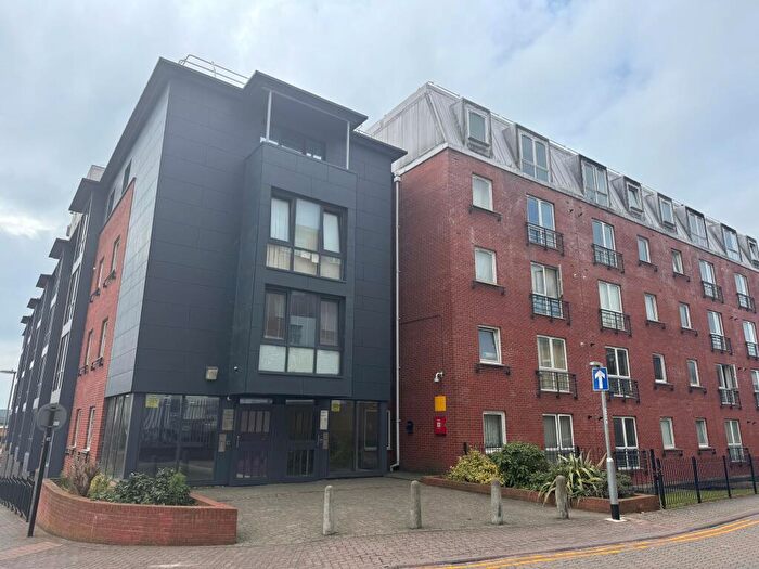2 Bedroom Apartment To Rent In The Pinnacle, Woolmonger Street, Northampton, NN1