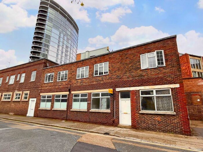 1 Bedroom Apartment To Rent In Queen Street, Portsmouth, PO1