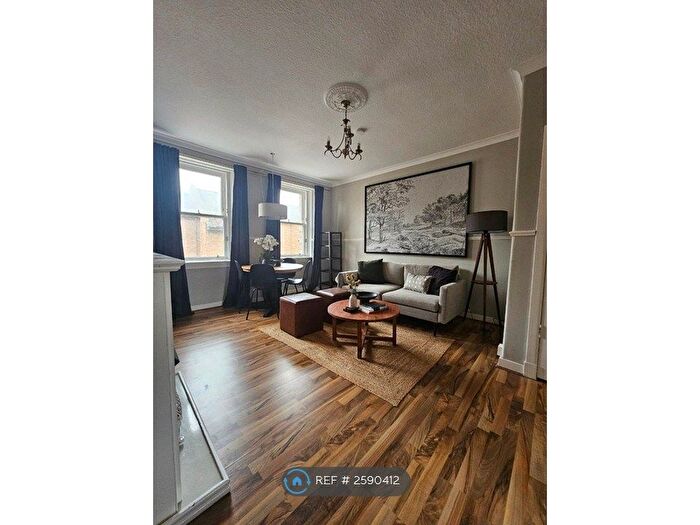 2 Bedroom Flat To Rent In Pleasance, Edinburgh, EH8