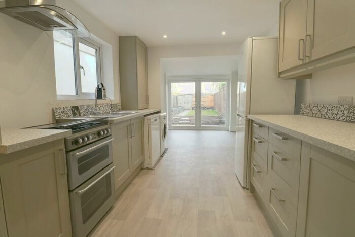 4 Bedroom Terraced House To Rent In Havelock Road, Bromley, BR2