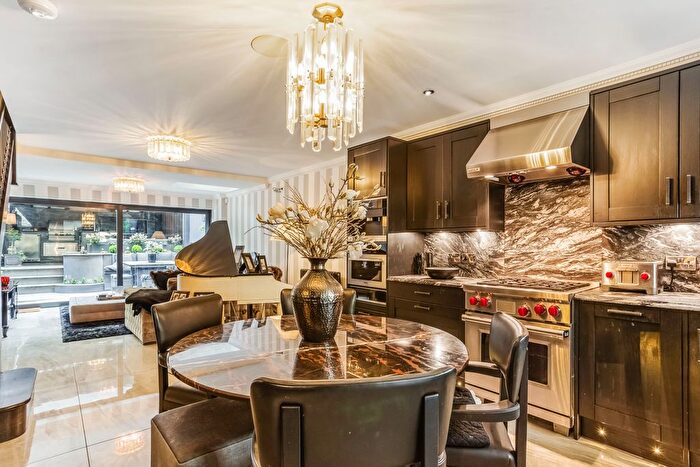 4 Bedroom Terraced House To Rent In Hugh Street, London, SW1V