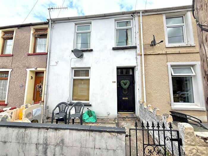 3 Bedroom Terraced House For Sale In Sunnybank Street, Aberaman, CF44