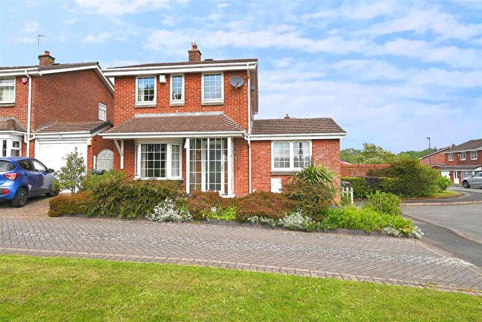 4 Bedroom Detached House For Sale In Buttermere Drive, Harborne, Birmingham, B32