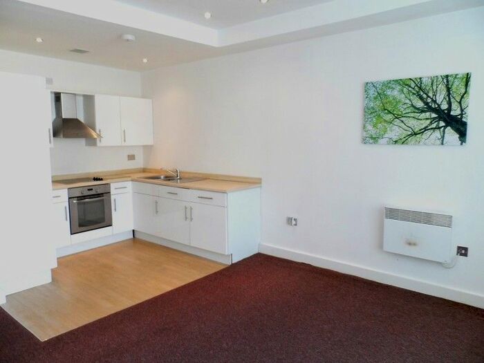 Studio To Rent In Pugh Buildings, Cowell St, Llanelli., SA15