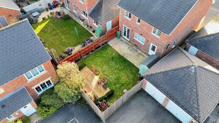 4 Bedroom Detached House To Rent In School Way, Llanfoist, Abergavenny, NP7