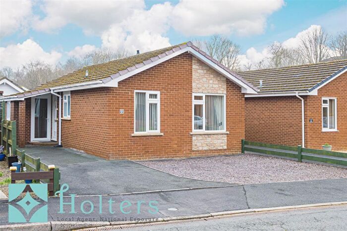 2 Bedroom Detached Bungalow For Sale In Glandwr Park, Builth Wells, LD2