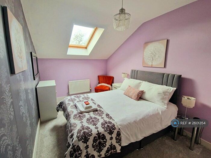 4 Bedroom Terraced House To Rent In Northcroft, Cheltenham, GL50
