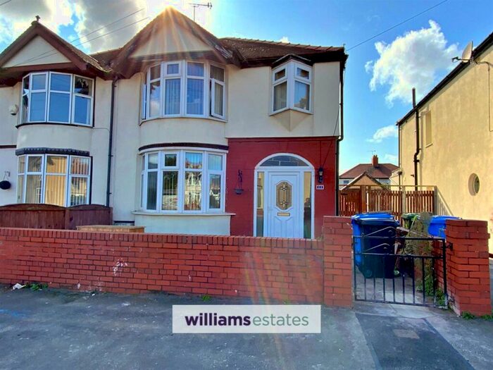 3 Bedroom Semi-Detached House For Sale In Barry Road South, Rhyl, LL18