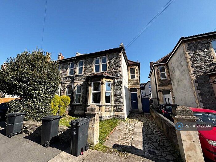 6 Bedroom Semi-Detached House To Rent In Cranbrook Road, Bristol, BS6