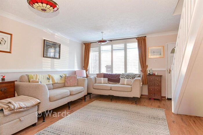 2 Bedroom Terraced House For Sale In Rushdean Road, Strood, Rochester, Kent, ME2