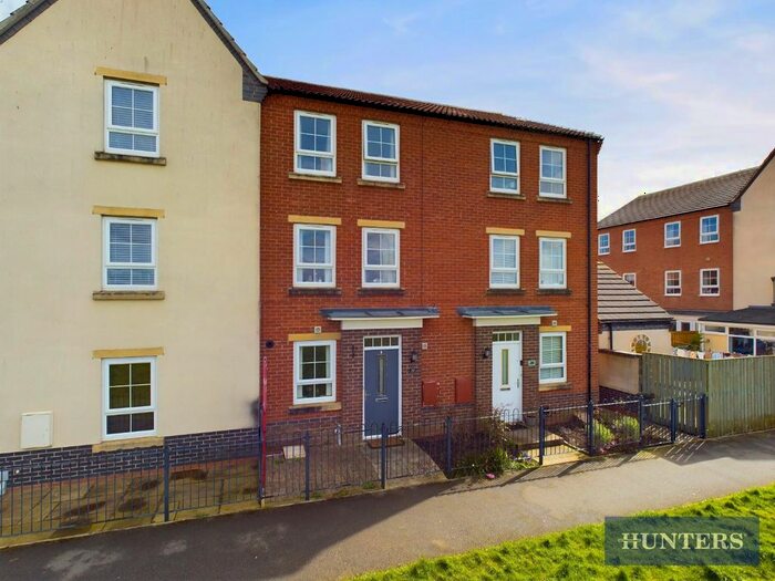 3 Bedroom Terraced House For Sale In Star Carr Road, Cayton, Scarborough, YO11
