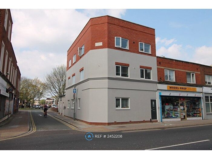 2 Bedroom Flat To Rent In Kingston Road, Portsmouth, PO2