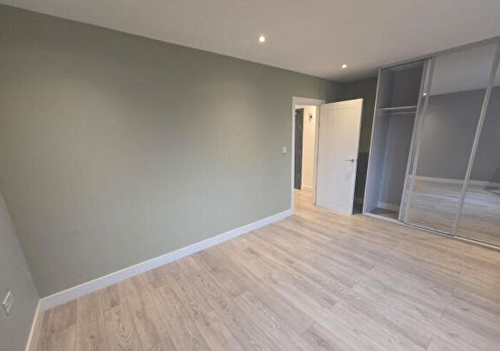 2 Bedroom Flat To Rent In Varis Court, Station Approach Road, Coulsdon, CR5