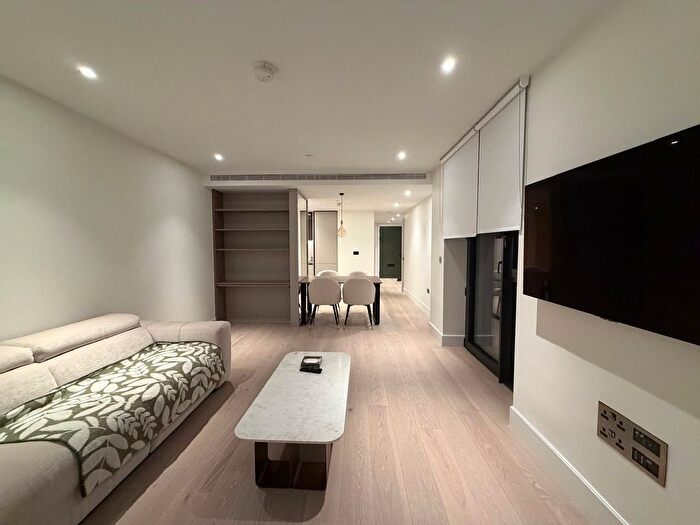 2 Bedroom Flat To Rent In Westmont Apartments, Fountain Park Way, London, W12