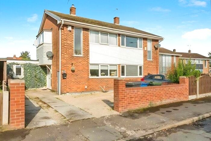 3 Bedroom Semi-Detached House For Sale In Thompson Nook, Hatfield, Doncaster, South Yorkshire, DN7