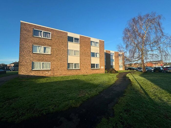 1 Bedroom Flat For Sale In Shakespeare Road, Royal Wootton Bassett, SN4
