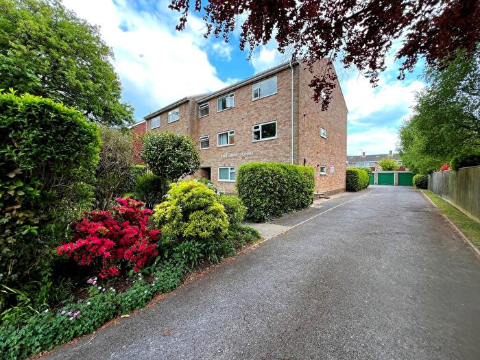 2 Bedroom Flat For Sale In Freelands Court, Ashley Road, New Milton, Hampshire., BH25