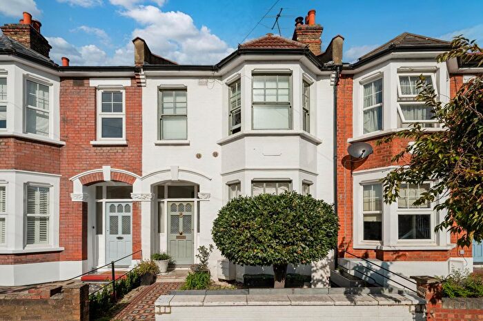 3 Bedroom Terraced House For Sale In Hartham Road, Isleworth, TW7
