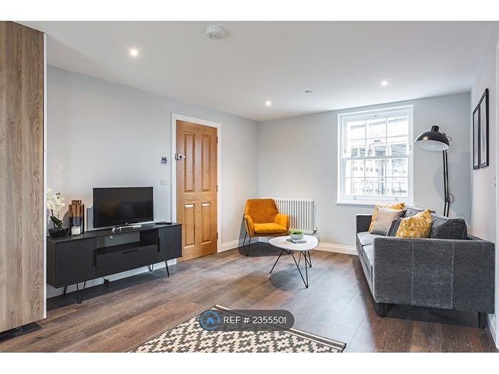 2 Bedroom Flat To Rent In King's Crescent Apartments, Derby, DE1