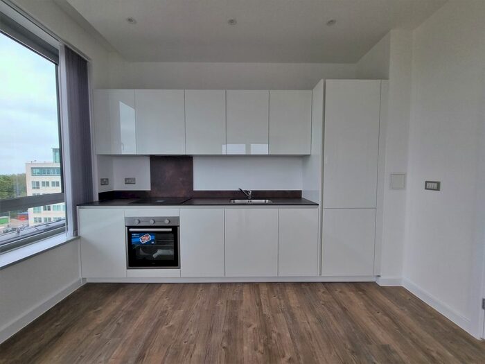 2 Bedroom Flat To Rent In Eagle Way, Great Warley, Brentwood, CM13