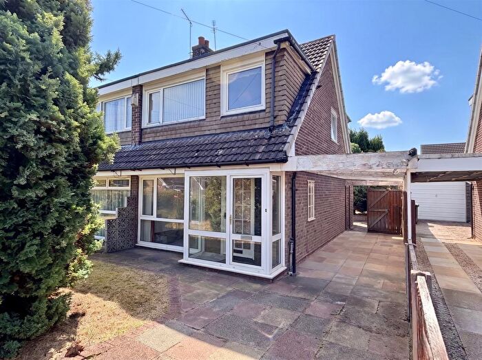 3 Bedroom Semi-detached House For Sale In Astbury Close, Altrincham, WA15
