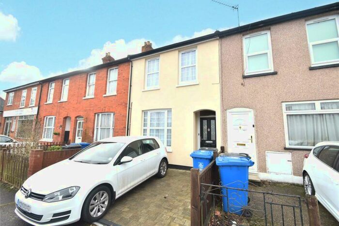 1 Bedroom Maisonette To Rent In Blackamoor Lane, Maidenhead, Berkshire, SL6