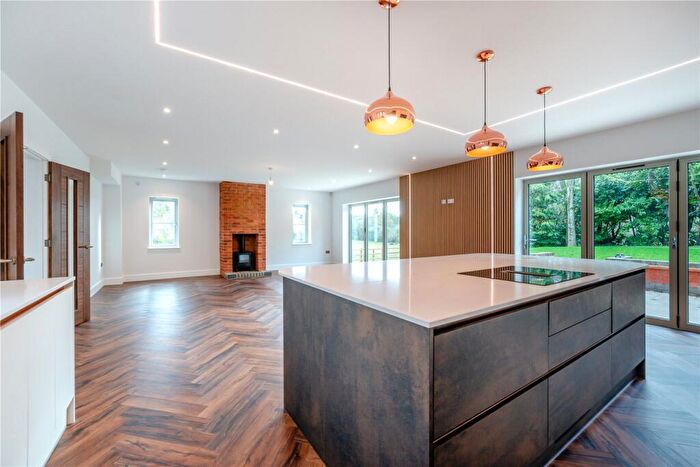 5 Bedroom Detached House For Sale In Murcott, Long Buckby, Northampton, Northamptonshire, NN6