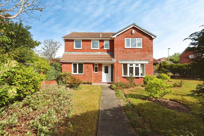 4 Bedroom Detached House For Sale In Pilsdon Drive, Canford Heath, Poole, Dorset, BH17