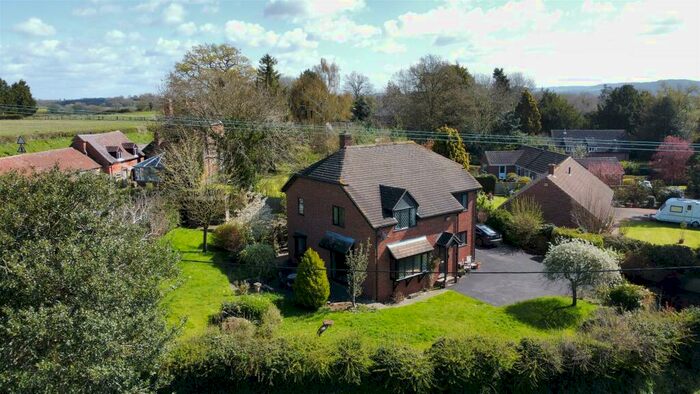 4 Bedroom Detached House For Sale In Minsterworth, GL2