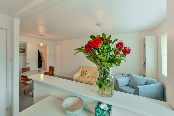 1 Bedroom Flat To Rent In Bakers Hill, Clapton, London, E5