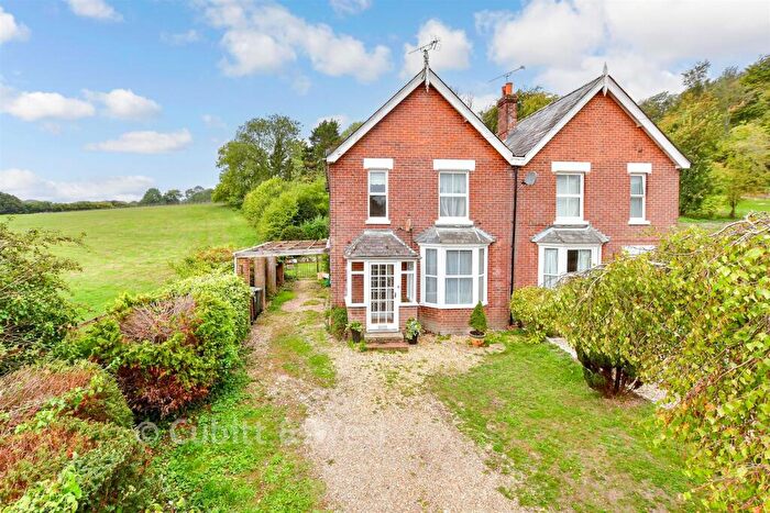 2 Bedroom Semi Detached House For Sale In Green Lane, Hambledon, Hampshire, PO7