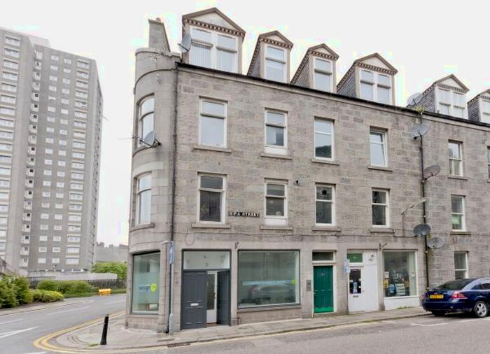 1 Bedroom Flat To Rent In Spa Street, Aberdeen, AB25