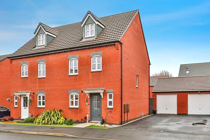 4 Bedroom Semi-Detached House For Sale In Chadburn Road, Linby, Nottingham, NG15