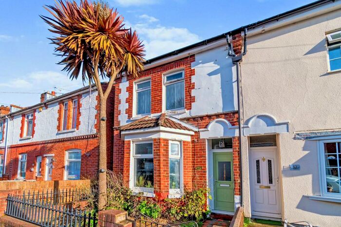 3 Bedroom Terraced House To Rent In Clarendon Road, SO16