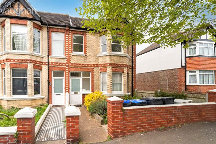 2 Bedroom Flat To Rent In Southview Road, Southwick, West Sussex, BN42