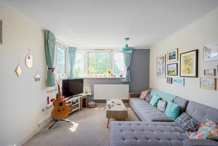 1 Bedroom Flat To Rent In Woodland Grove, London, SE10