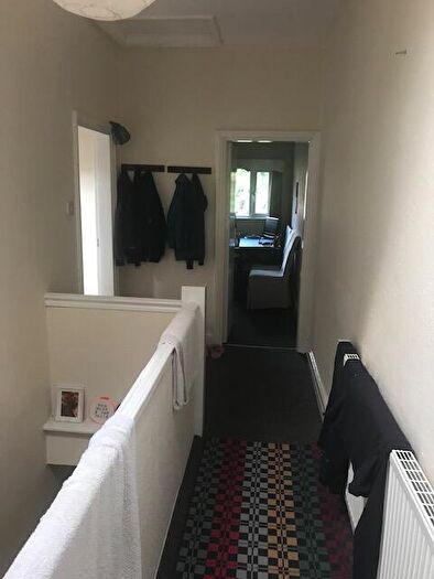 2 Bedroom Flat To Rent In Barlow Moor Road, Manchester, Greater Manchester, M20