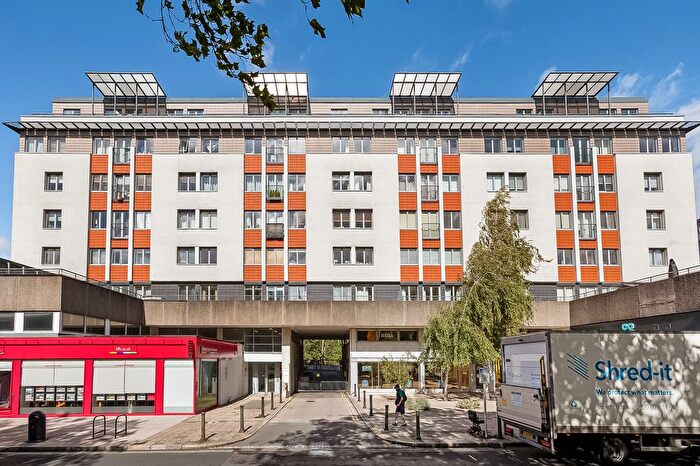 1 Bedroom Flat For Sale In Lait House, Beckenham, BR3
