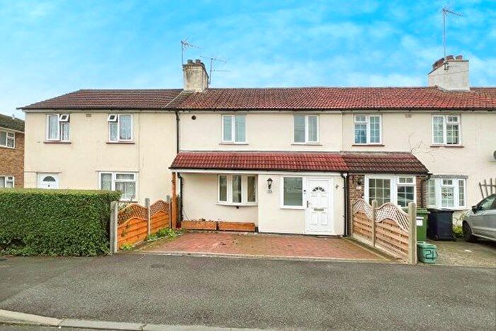 3 Bedroom Property To Rent In Ryebrook Road, Leatherhead, KT22
