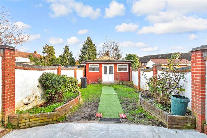 3 Bedroom Terraced House For Sale In Joydon Drive, Romford, Essex, RM6